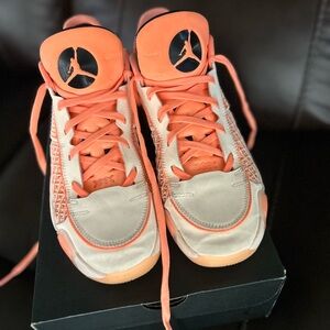 Jordan Sneakers in Orange and Cream